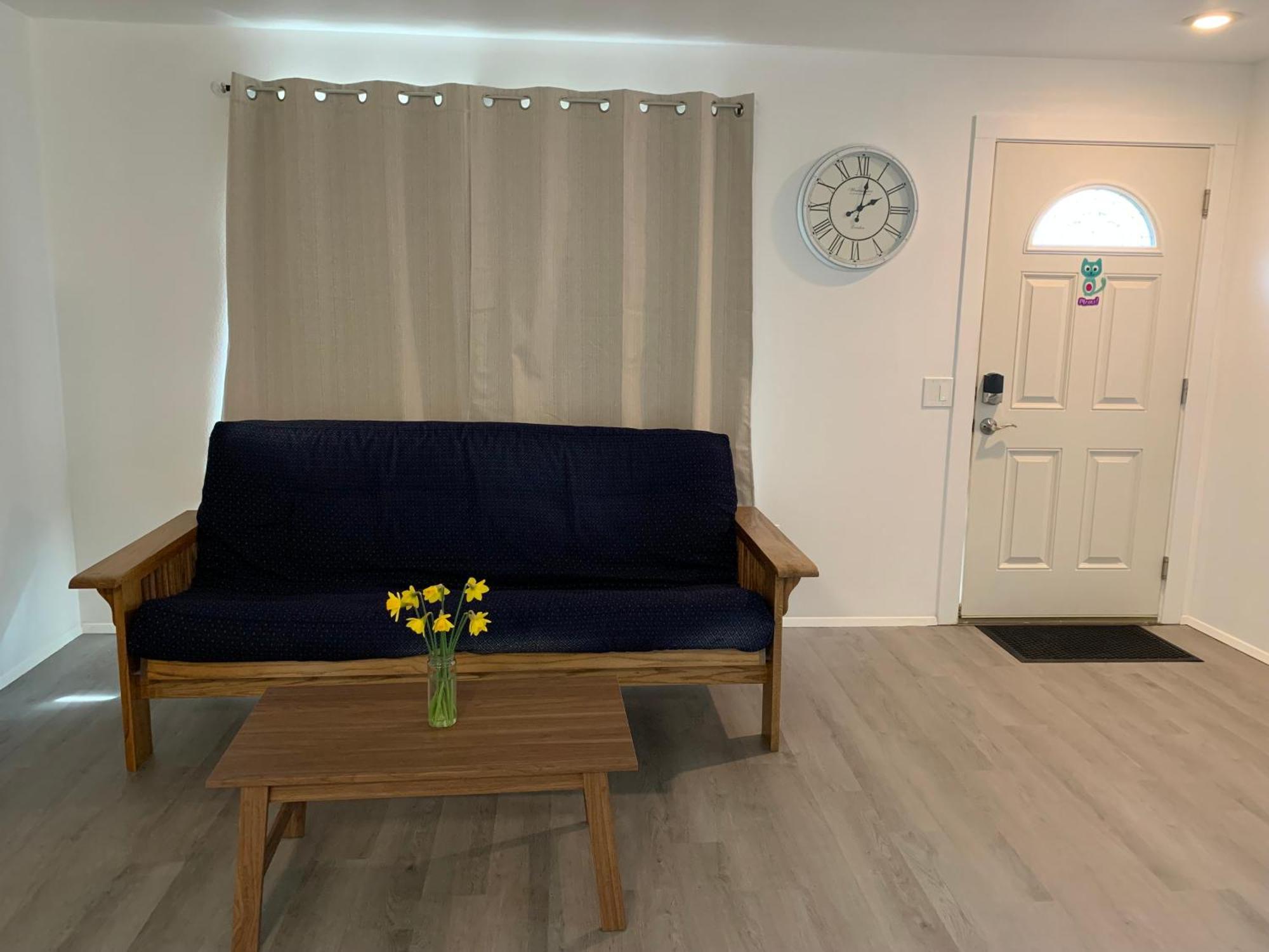 Central Bellevue Guesthouse מראה חיצוני תמונה