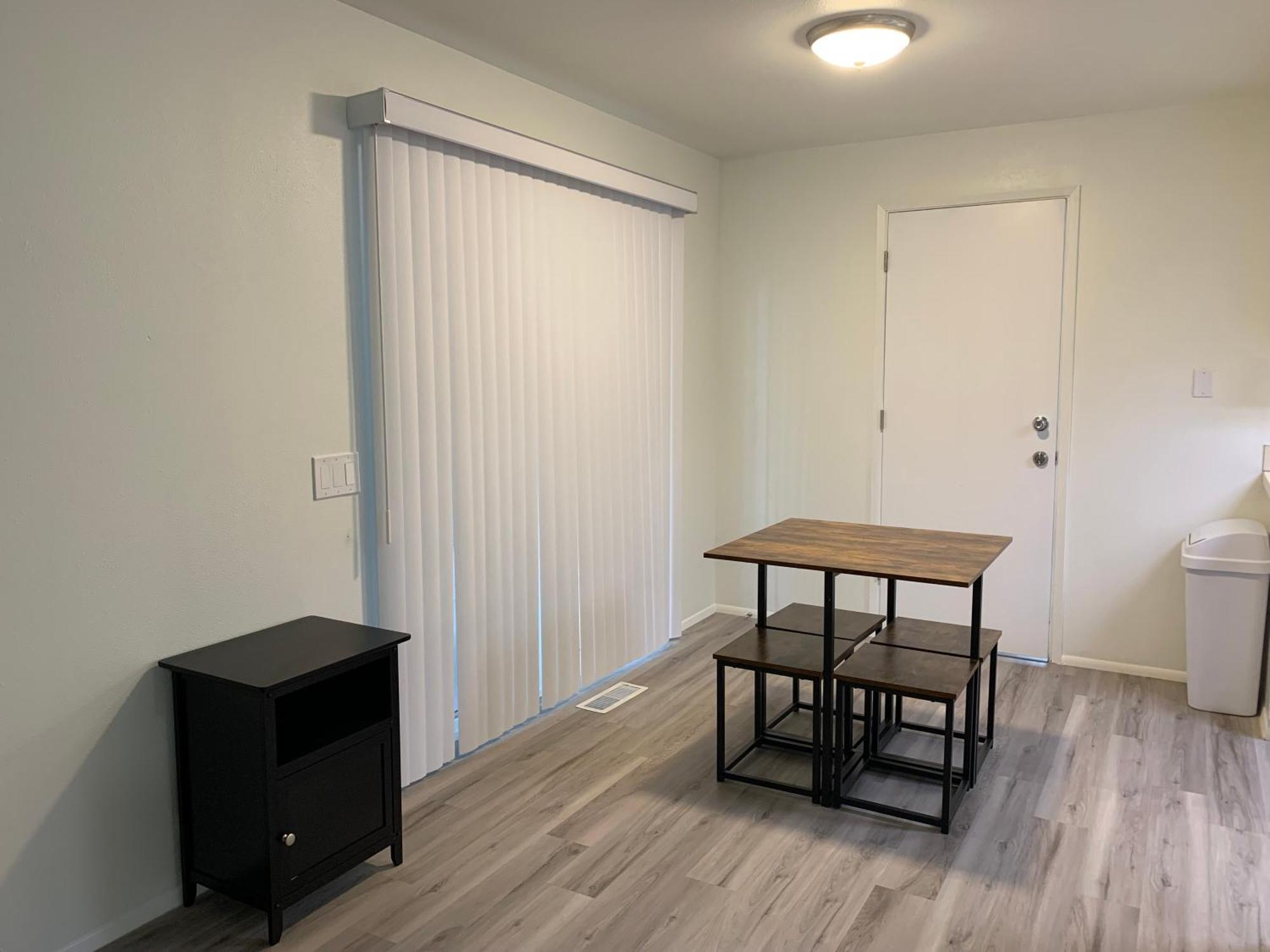 Central Bellevue Guesthouse מראה חיצוני תמונה