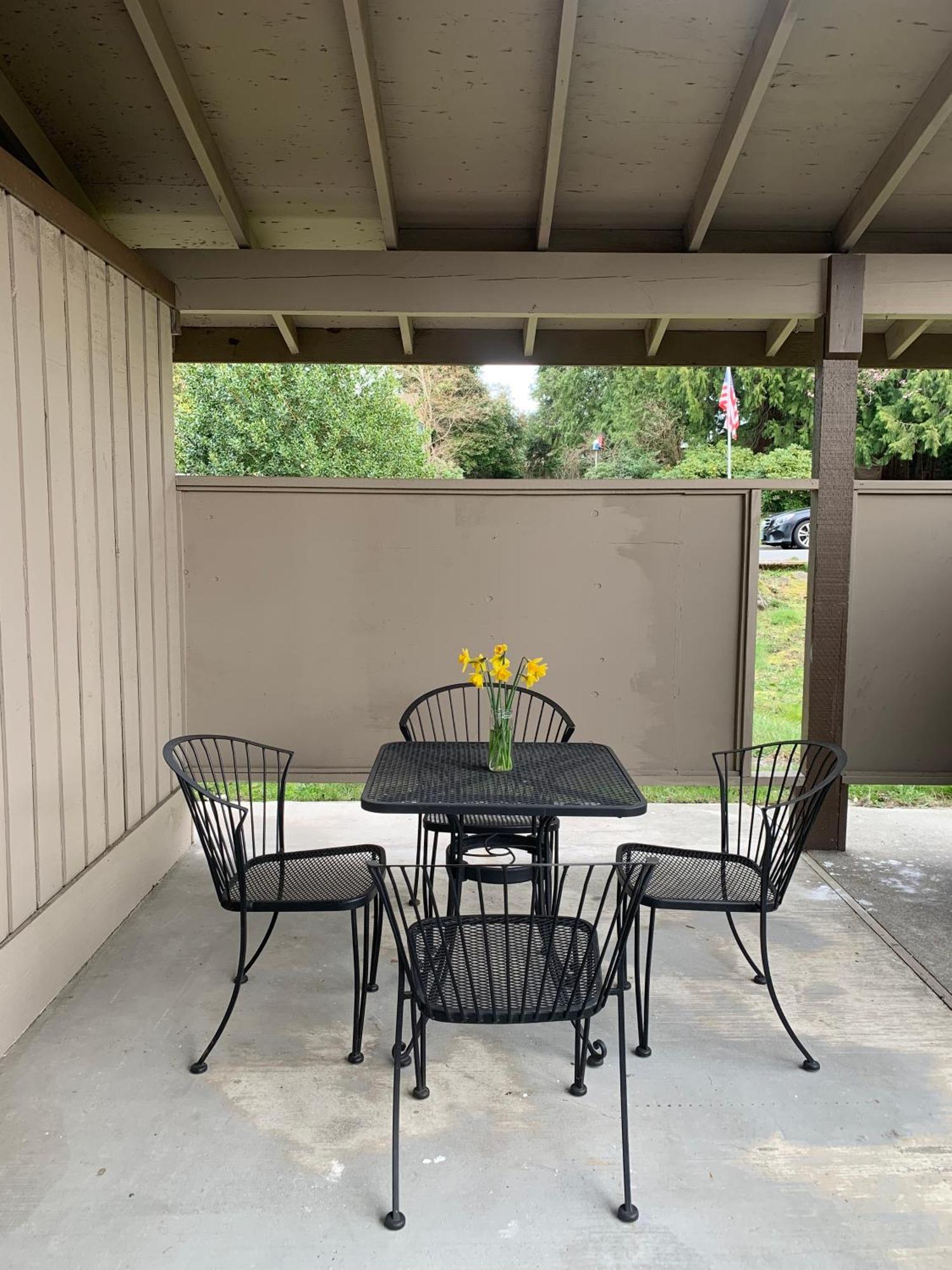 Central Bellevue Guesthouse מראה חיצוני תמונה